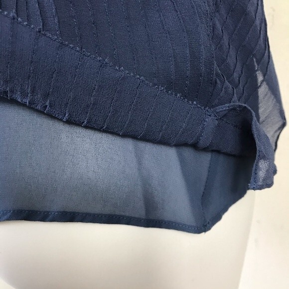 Tory Burch 100% Silk Pintuck Blue Tank Top Blouse Shell Cami Size 6 - Picture 11 of 12